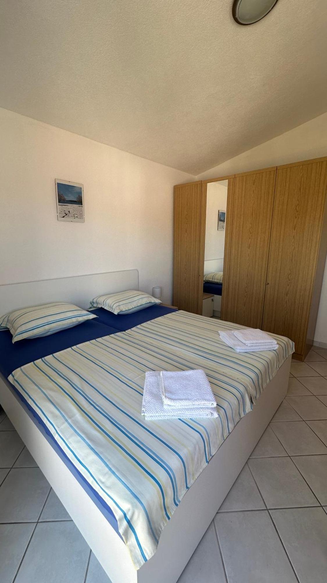 Apartment Arleta Traù Esterno foto
